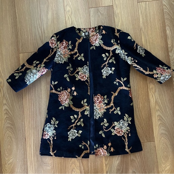 Gumps San Francisco Vintage Overcoat Floral - Picture 2 of 8